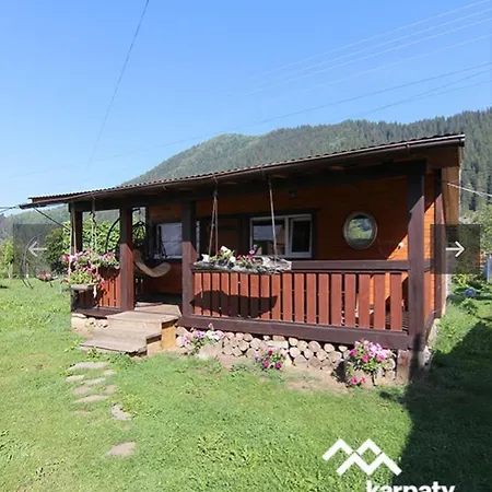 там де гори Casa de hóspedes Krivorovnya