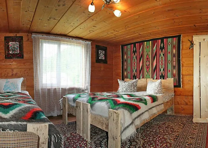 там де гори Konukevi *